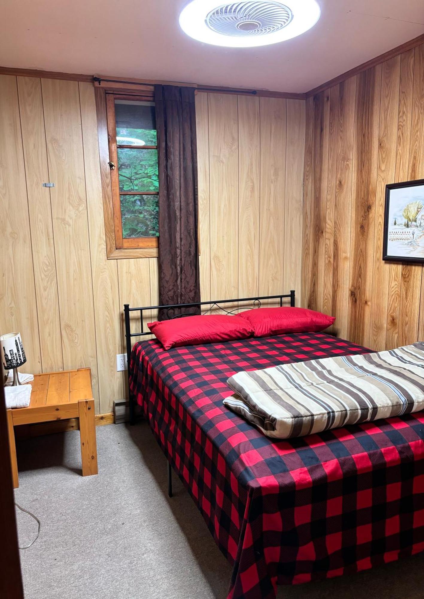 Lakefront Hideaway Resort Каварта-Лейкс Номер фото